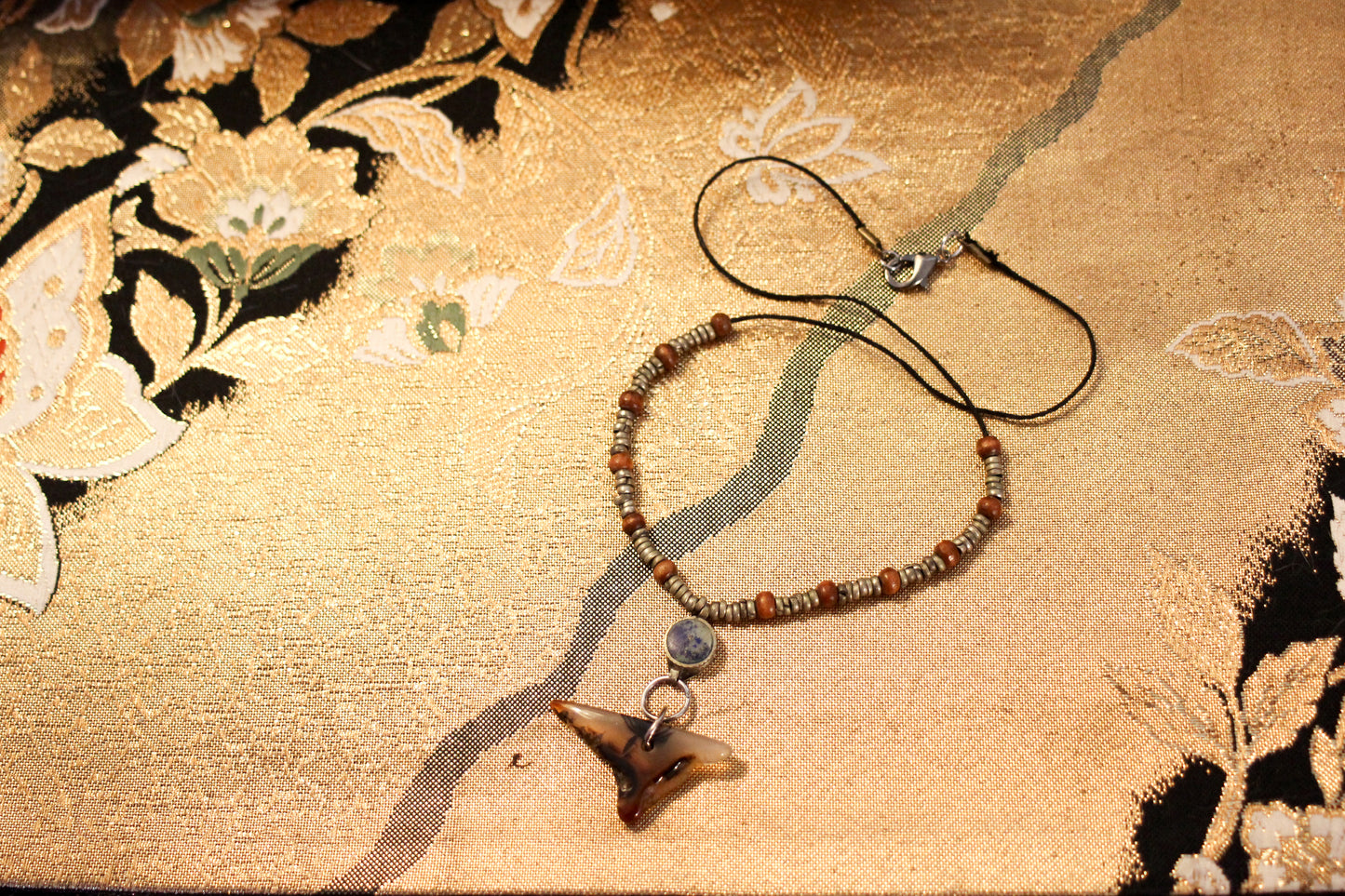 Sharktooth agate necklace